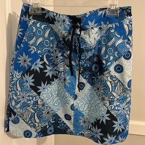 Rip Skirt Sport Skirt, Size ladies medium 8-10.